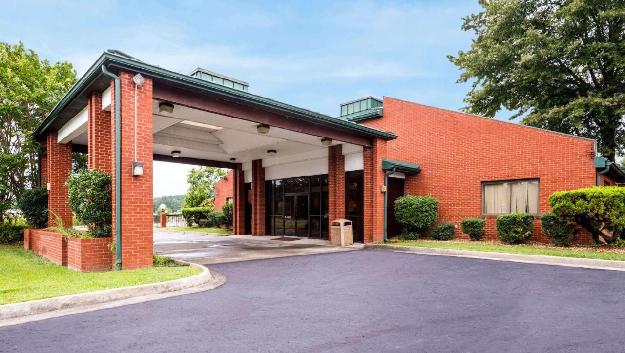 Studios And Suites 4 Less Emporia Εξωτερικό φωτογραφία